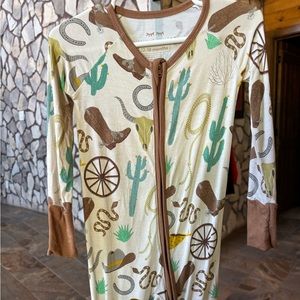 Little sleepies zippy